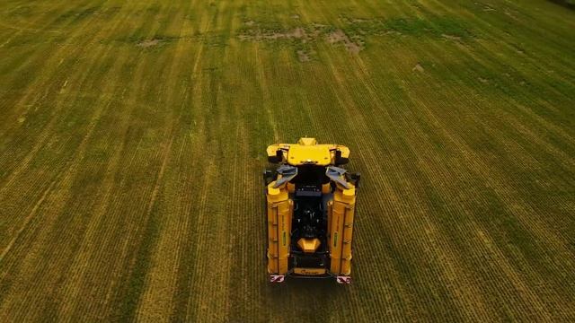 Docieracze odc.3 - Euro 2020 w wersji Agro? Co potrafią ciągniki JCB Fastrac смотреть онлайн