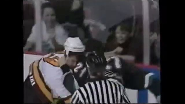 Feb 14, 1995 Chris Taylor vs Kevin MacDonald Denver Grizzlies vs Chicago Wolves смотреть онлайн