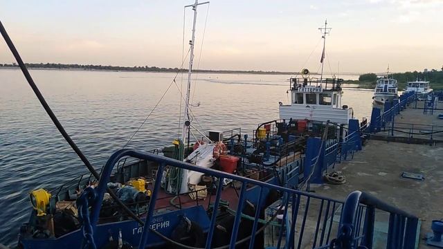 Танкер-бункеровщик "Гаттерия" смотреть онлайн