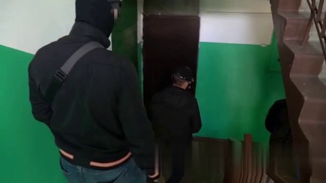 ❗️ФСБ повязали жителя Хабаровского края, который спонсировал ВСУк Мужик переводил в иностранный фон смотреть онлайн