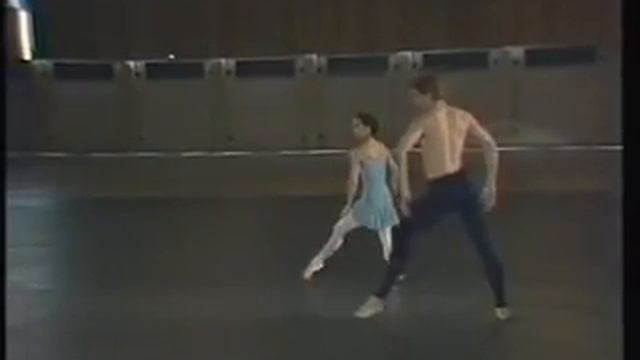 HANS VAN MANEN, TROIS GNOSSIENNES.avi смотреть онлайн