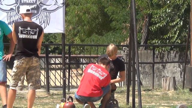Чемп Херсон обл по Street Workout и Streetlifting 2016 подтягивания +32 кг смотреть онлайн