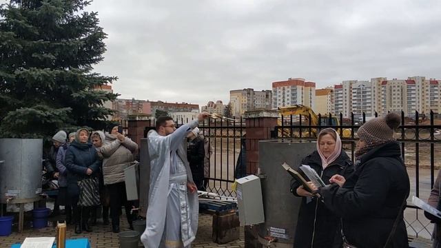 Крестный ход, освящение вод , молебное пение на Крещение Господне. смотреть онлайн