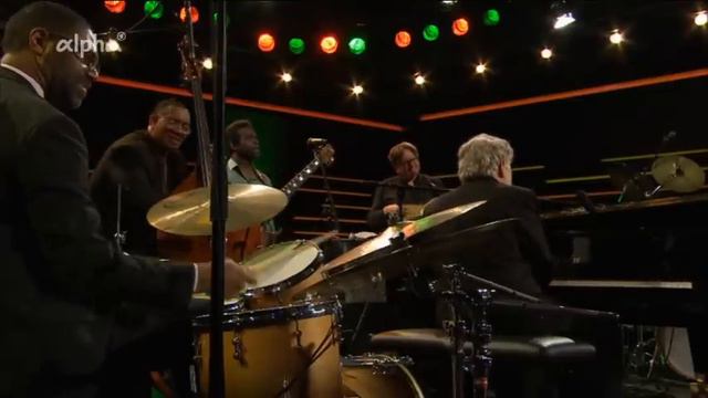 Monty Alexander & The Harlem Kingston Express - Jazzwoche Burghausen 2015 fragm. 2 смотреть онлайн