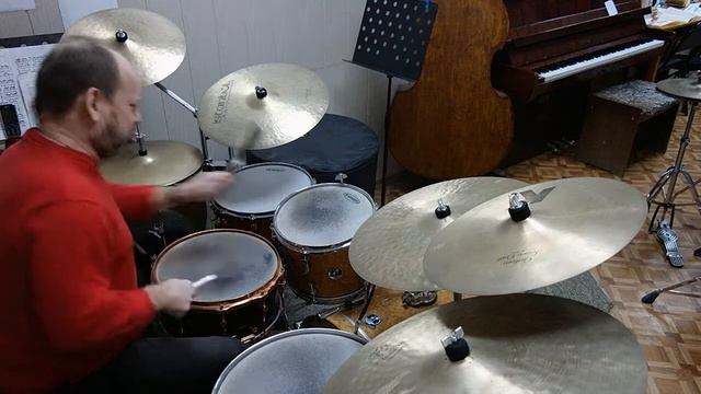 соло на барабанах - solo on drums 1 53 ЩЁТКИ звуки смотреть онлайн