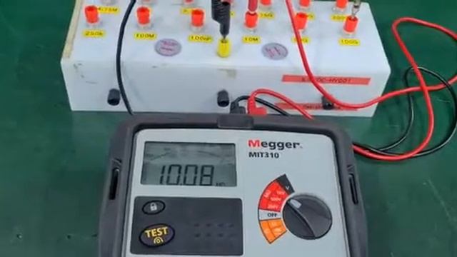 Megger MIT 310 Insulation Tester Repair and Calibration by Dynamics Circuit (S) Pte. Ltd. смотреть онлайн