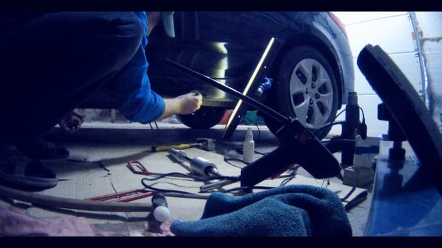 Ремонт небольшой вмятины на пороге. PDR смотреть онлайн