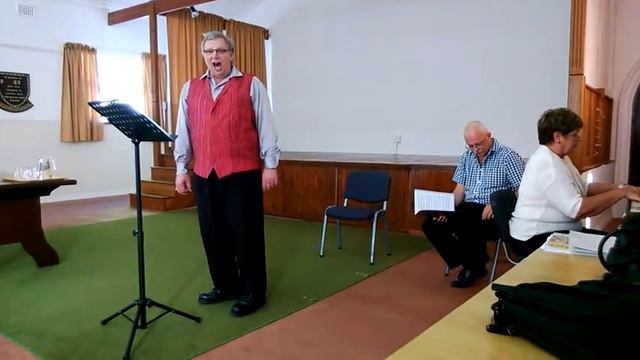Baritone Johann Nefdt performs "Somewhere Over The Rainbow"! смотреть онлайн
