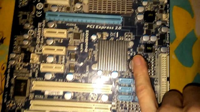 Обзор материнская плата GIGABYTE GA-770T-D3L (REV. 3.1) смотреть онлайн