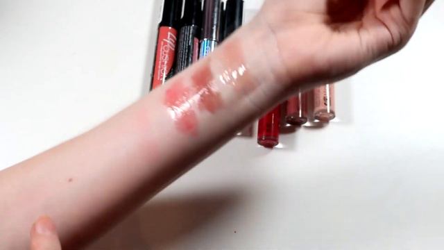 Makeup Collection | Up Close Swatching All My Lip Gloss!! смотреть онлайн
