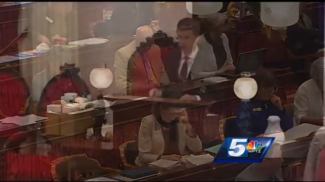 Legislative session nearing the end in Montpelier смотреть онлайн