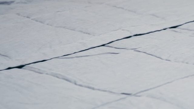 Home Tour: Nor-folk's Fiona Burrage - Minimalist family living смотреть онлайн