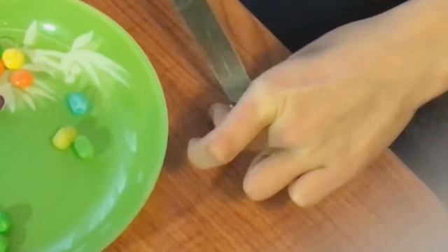 КОНФЕТКИ С БЛЕВОТИНОЙ! смотреть онлайн