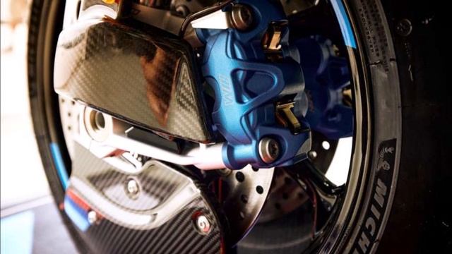 BMW M1000RR & BMW M1000RR M Competition 2023