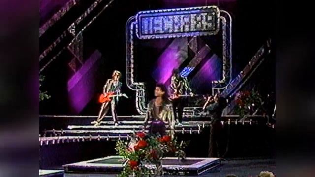 Форум - Стеклянный дом (Песня года 89, 5 промежуточный выпуск) смотреть онлайн