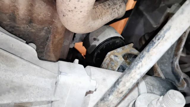 НИВА CHEVROLET: Замена опор двигателя. смотреть онлайн