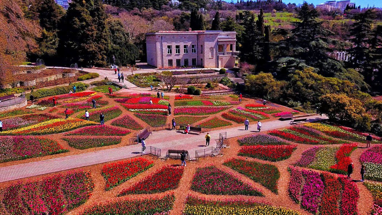 Крым 2022 - ПАРАД ТЮЛЬПАНОВ. Обалдел от этого места. Стоит ли посещать? Показываю ВСЮ ПРАВДУ. смотреть онлайн