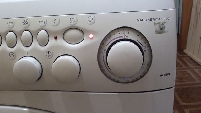 Стиральная машина Ariston Margherita 2000. Поломка. смотреть онлайн