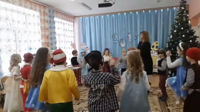 Танец бубенцы в детском саду! смотреть онлайн