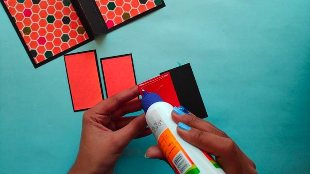 CRISS CROSS CARD FOR SCRAPBOOK/SCRAPBOOK IDEAS/POP UP CARD/POP UP SCRAPBOOK/HONEYCOMB CARD