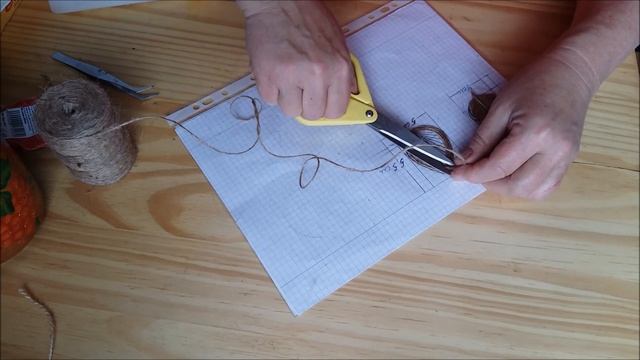 ВАЗА В ЛИСТЬЯХ ИЗ ДЖУТА. смотреть онлайн