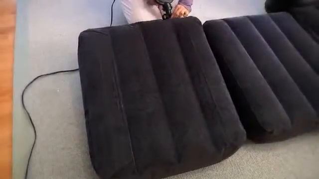 Надувное кресло Intex 68565 Pull-Out смотреть онлайн