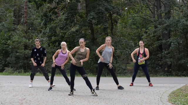 Zumba Fitness - Stefflon Don 16 Shots смотреть онлайн