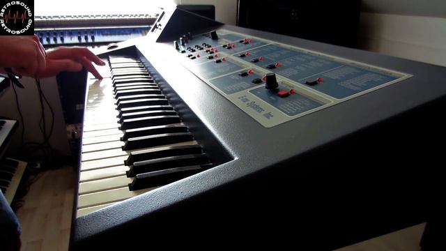 Famous Emulator II Sounds смотреть онлайн