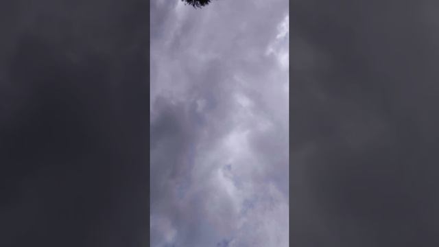 Человек или ангел в небе!?🧐🙄🤔 смотреть онлайн