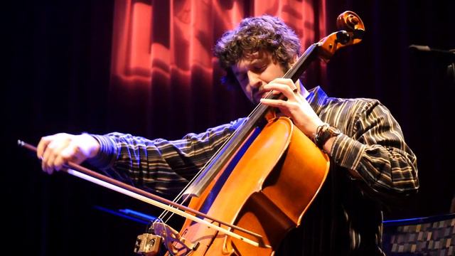 Coolio - Gangsta's Paradise (Cello Loop Cover) - Dan Kassel