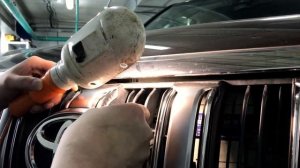 Открытие штатного замка капота на Toyota Prado