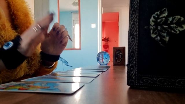 ГАДАНИЕ НА МУЖЧИНУ( женщину). смотреть онлайн
