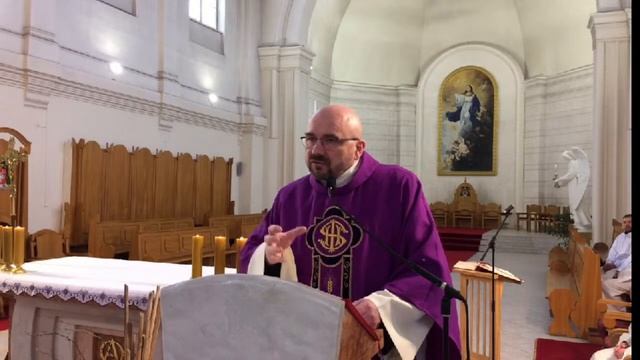 Трансляция святой Мессы из храма Успения Пресвятой Девы Марии смотреть онлайн