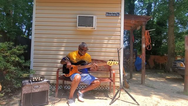 China P bass,this one came through good hands смотреть онлайн