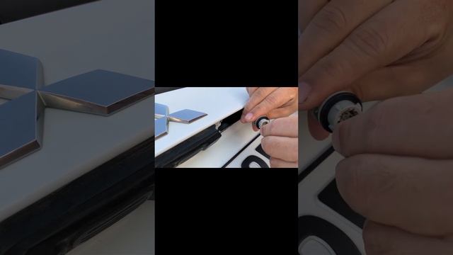 Mitsubishi ASX how to change plate light смотреть онлайн