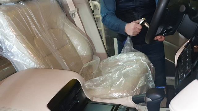TOYOTA LAND CRUISER 200 көлігінің отырғышына чехол #авточехол #чехолтігу #авто смотреть онлайн