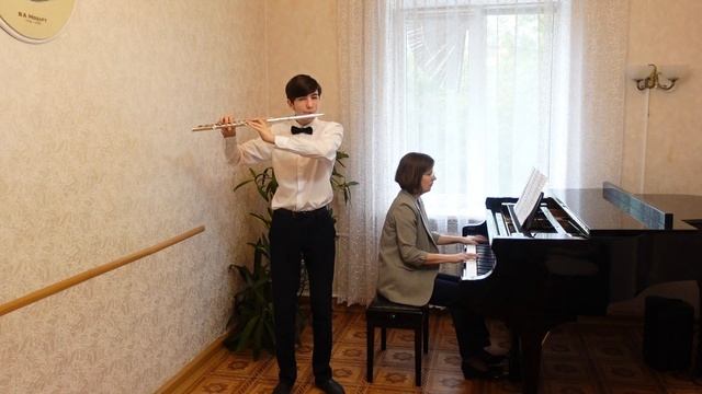 С. Прокофьев "Танец рыцарей" из балета "Ромео и Джульетта" переложение Ю.Ягудина смотреть онлайн