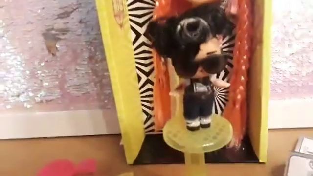 Muñecas LOL Surprise OMG Lights Dolls/Car-Pool-Couple Dazzle, Angles,Speedster,Groovy Babe adul col смотреть онлайн