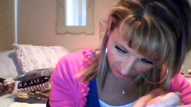 Salon Spray Tan, Benefit Swatches.....