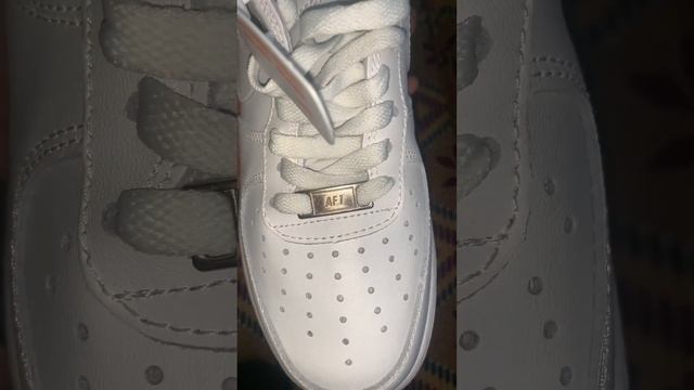 *UNBOXING* NIKE AIR FORCE 1 ?? #shortsvideo #viral #airforce1 смотреть онлайн