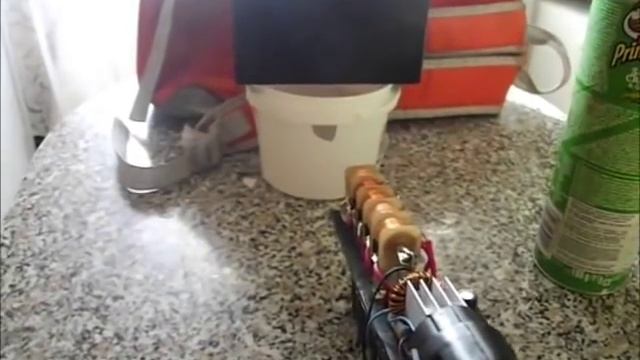 самодельная гаусс-пушка смотреть онлайн