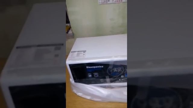 Микроволновая печь SAMSUNG ME83KRW-2/UA смотреть онлайн