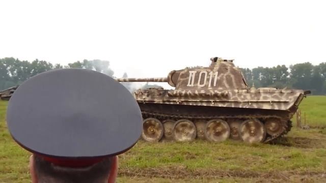 Реконструкция танкового боя под Прохоровкой / Tank battle at Prokhorovka смотреть онлайн