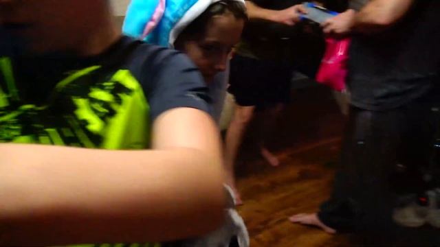 ОТКРЫВАЕМ НОВОГОДНИЕ ПОДАРКИ | ЧТО НАМ ПОДАРИЛИ? | часть 1 подарки на новый год смотреть онлайн