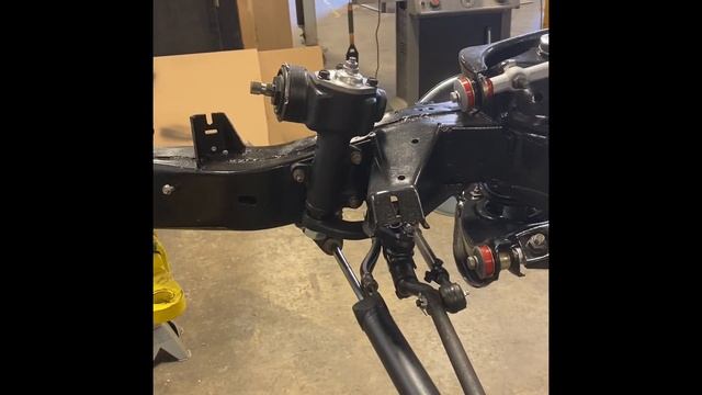 1972 Corvette C3 Suspension Rebuild & Chassis Assembly смотреть онлайн