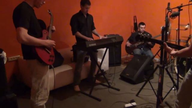 на реп базе.MTS смотреть онлайн