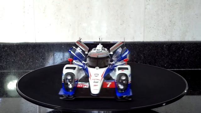 Toyota TS040 Hybrid (2014) AUTOart 1:18 смотреть онлайн
