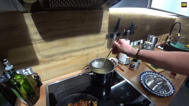 Готовлю мясную наваристую солянку!! | Очень простой рецепт за 30 минут!!! смотреть онлайн