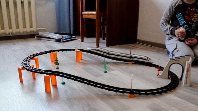 Скоростной поезд супер ЭКСПРЕСС TRAIN remote control express смотреть онлайн