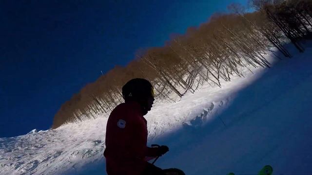 горные лыжи. роза хутор. горнолыжный склон альпика